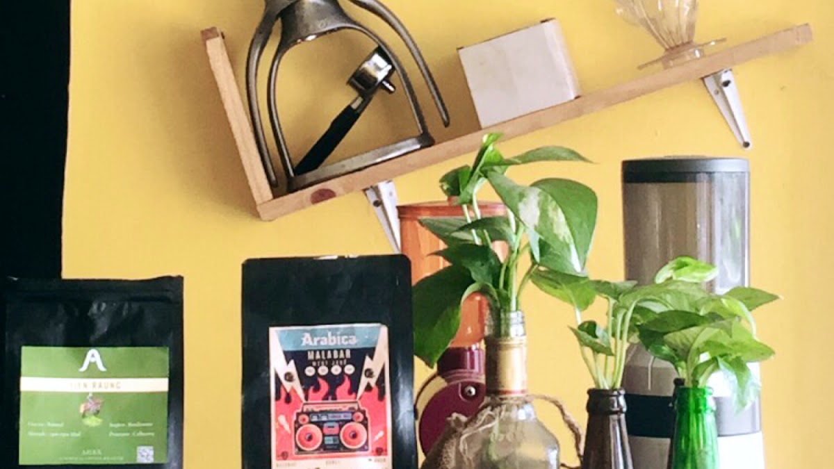 Amica Coffee House — Umbulharjo