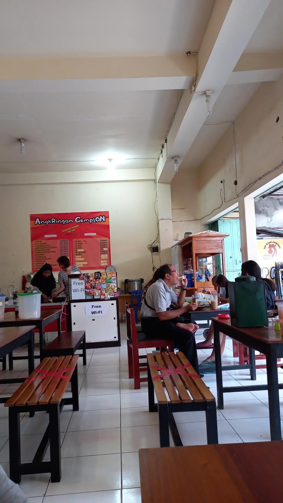 Angkringan Cemplon — Pakualaman