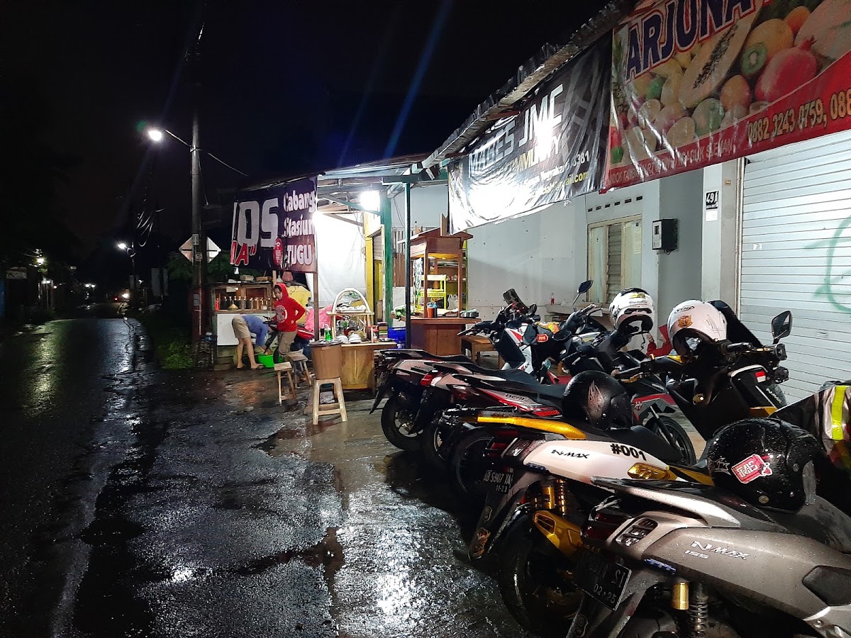 ANGKRINGAN KOPI JOSS OM TRISNA(꧋ꦄꦁꦏꦿꦶꦔꦤ꧀ꦏꦺꦴꦥꦶꦗꦺꦴꦱ꧀ꦱ꧀ꦎꦩ꧀ꦠꦿꦶꦱ꧀ꦤ) - foto 5