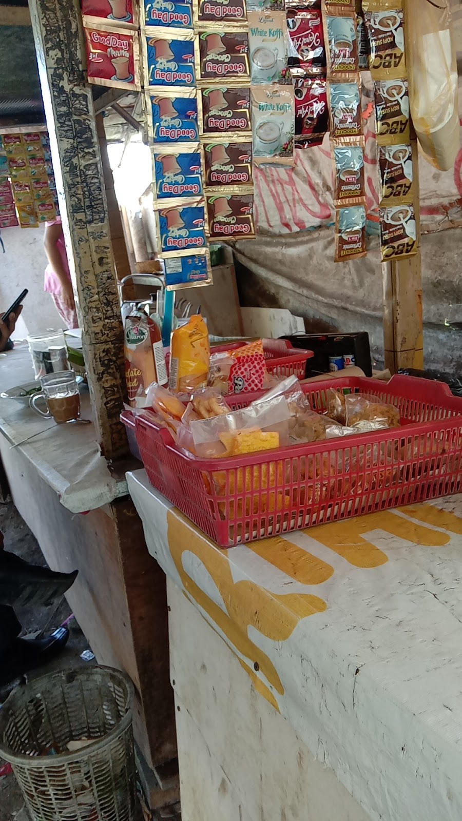 Angkringan mepet sawah - foto 2