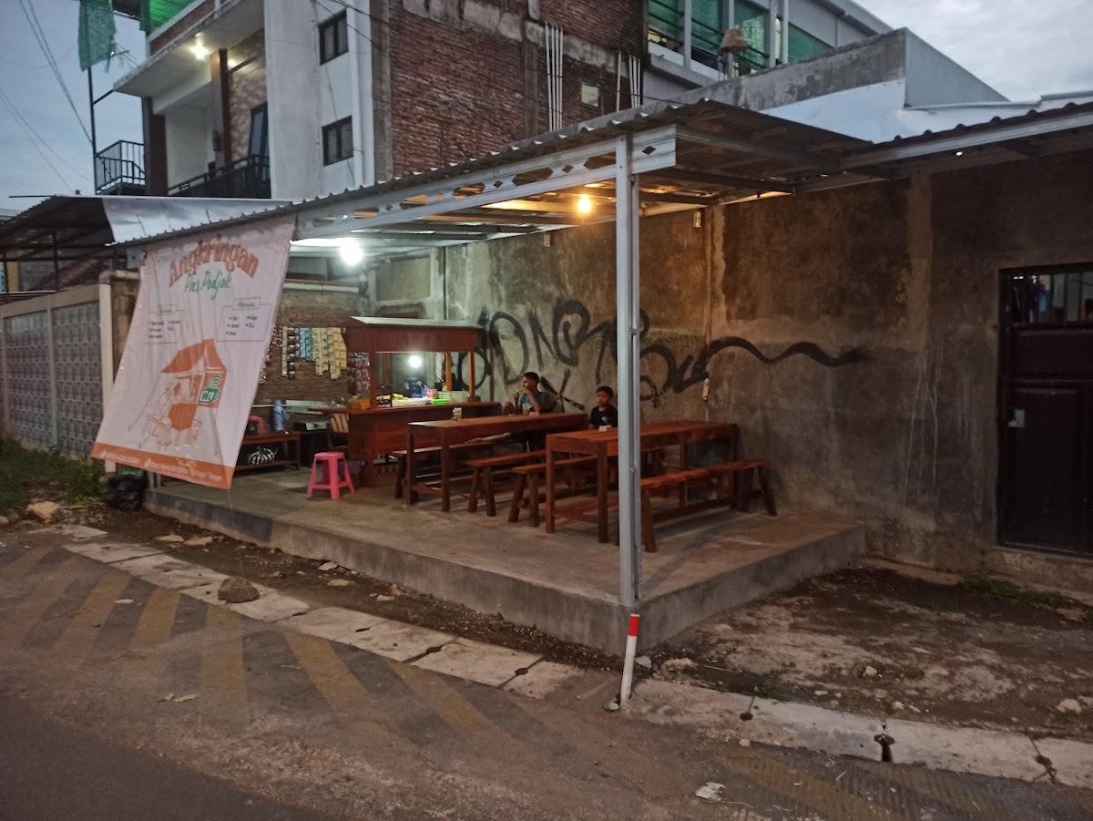 ANGKRINGAN PAS PODJOK - foto 2