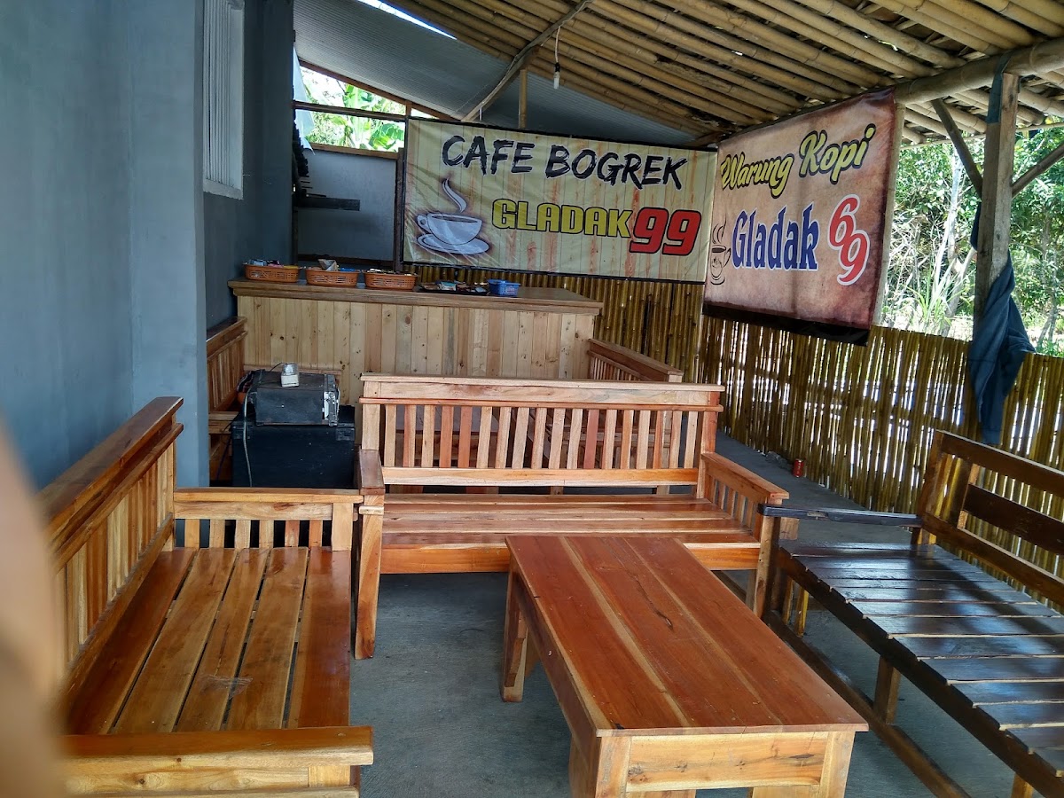 Cafe Bogrek Gladak 99 — Gunungkidul