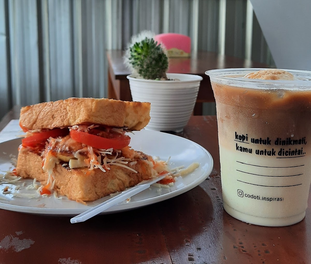 Cafe Codoti Inspirasi - foto 4