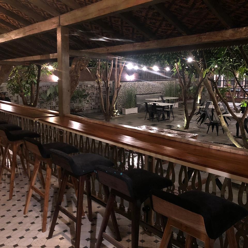 Ekstens Coffee & Space — Bantul