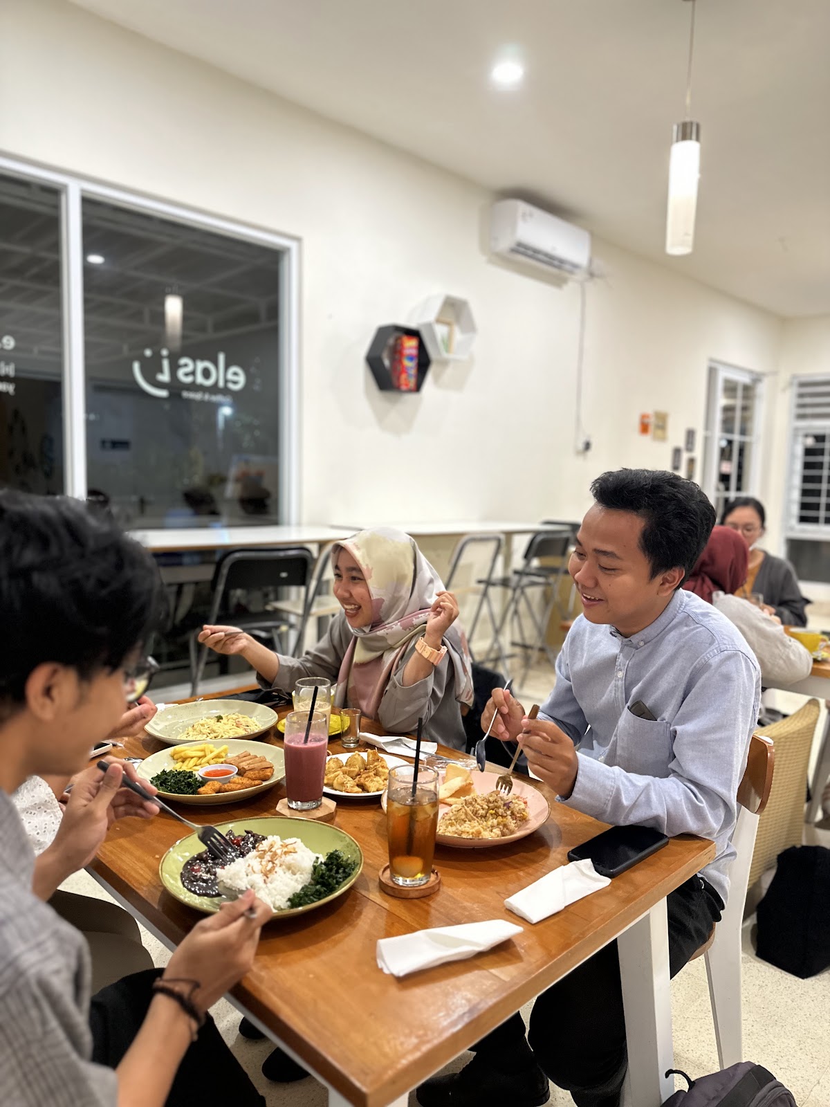 Elasi Coffee and Wellness Space — Sleman