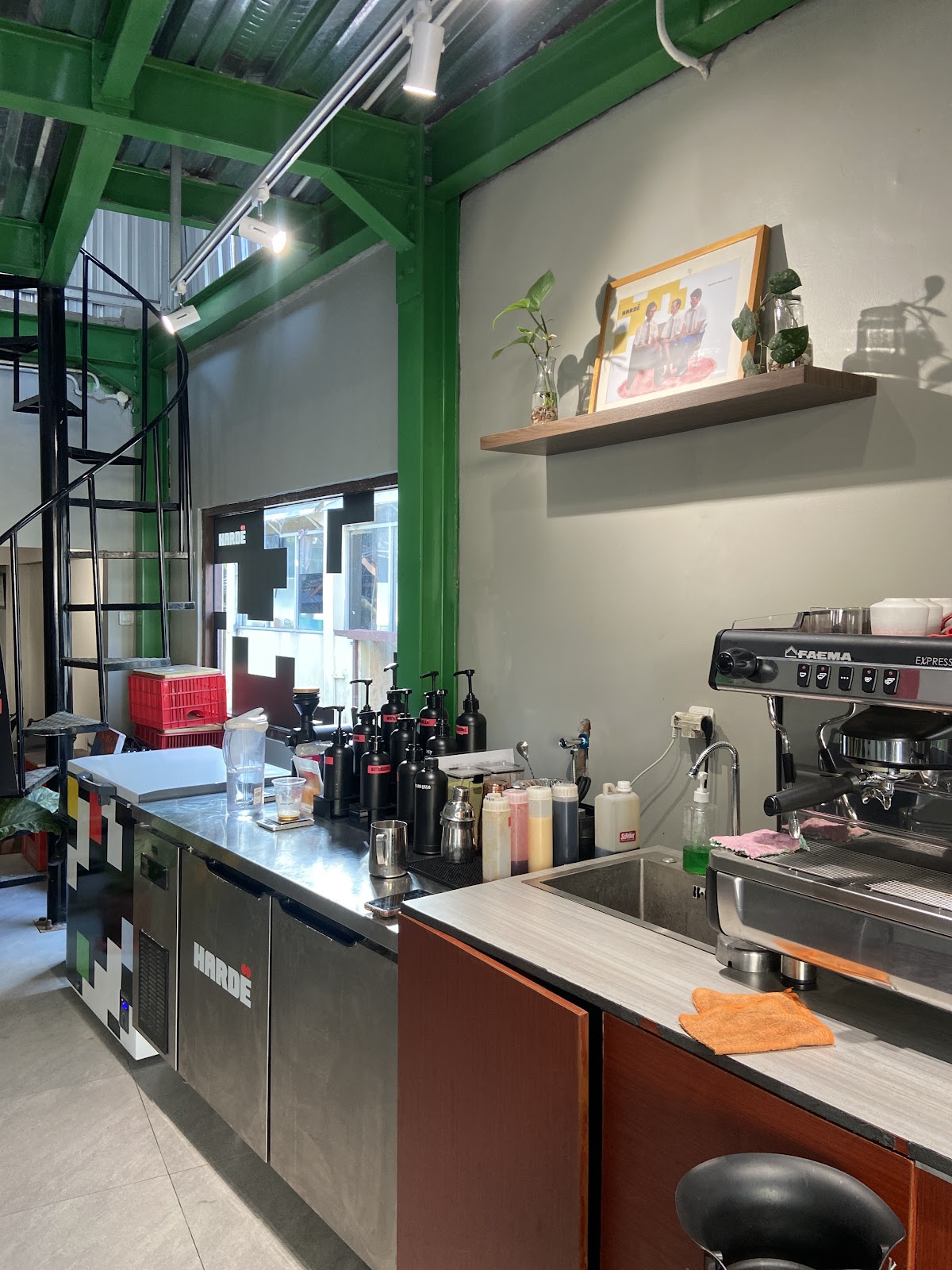 Hardë Coffee — Mergangsan