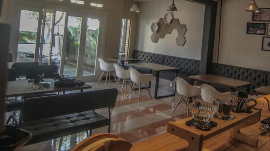 Homi Coffee And Space — Sleman