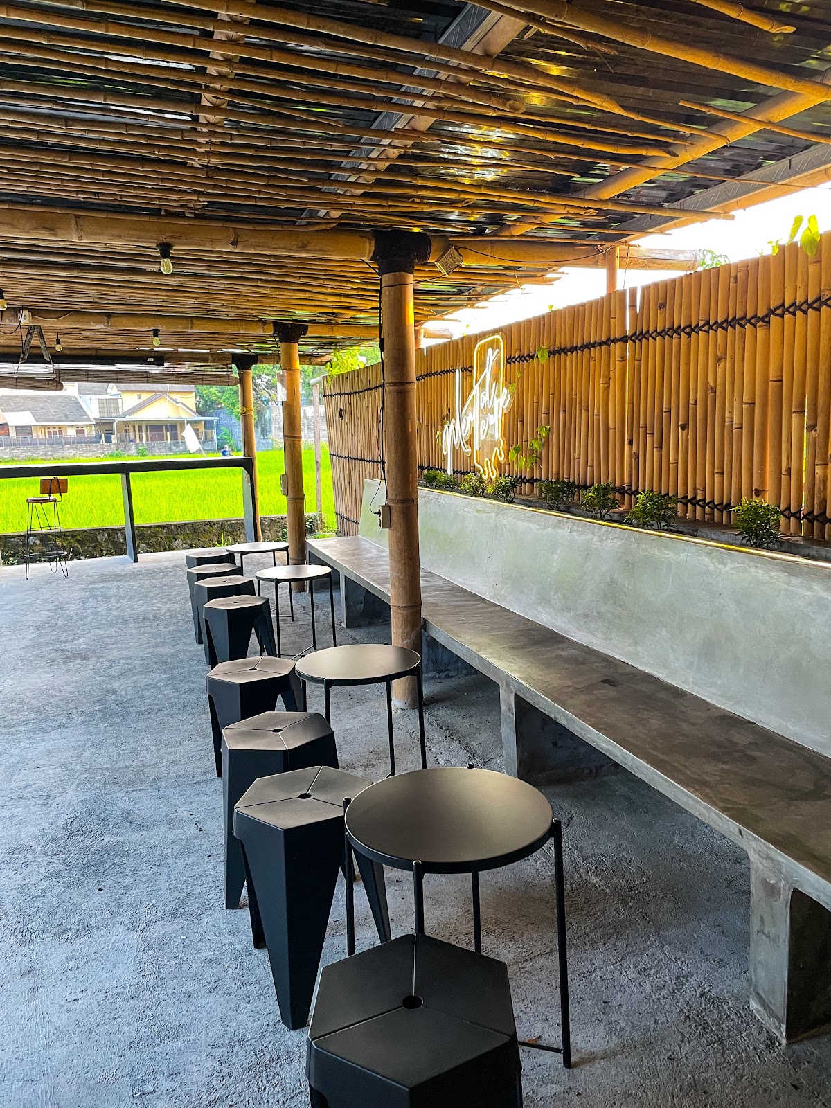 Humam Shisha — Sleman