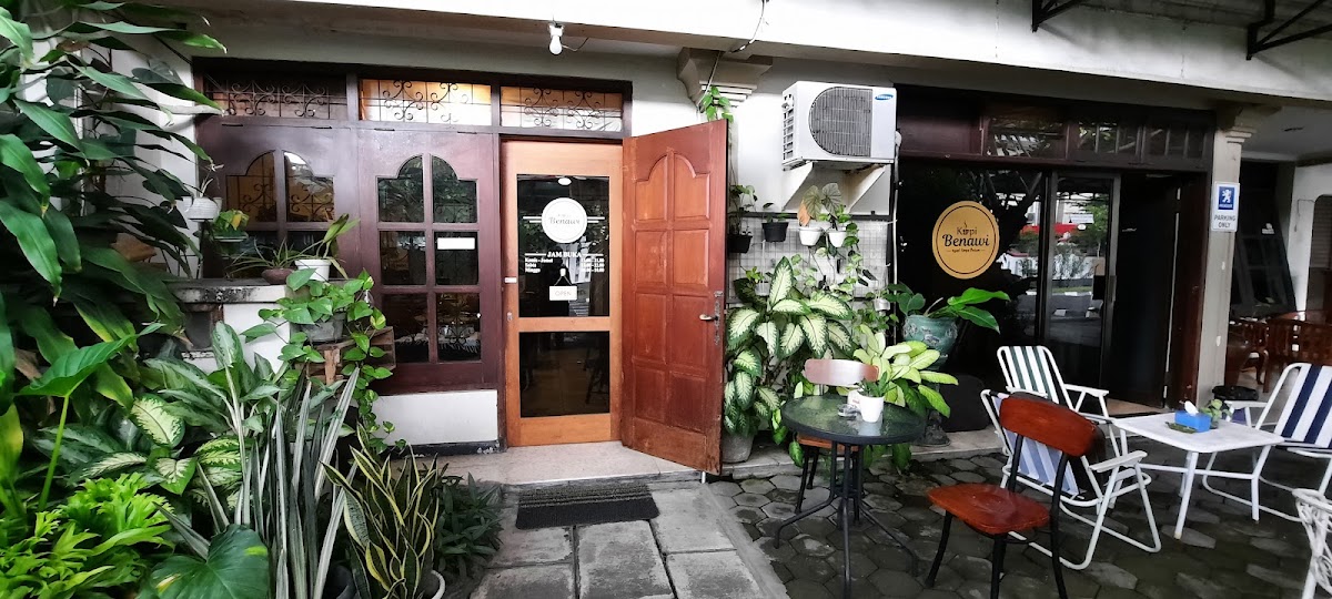 Kopi Benawi (ꦏꦺꦴꦥꦶꦧꦼꦤꦮꦶ) — Gondokusuman