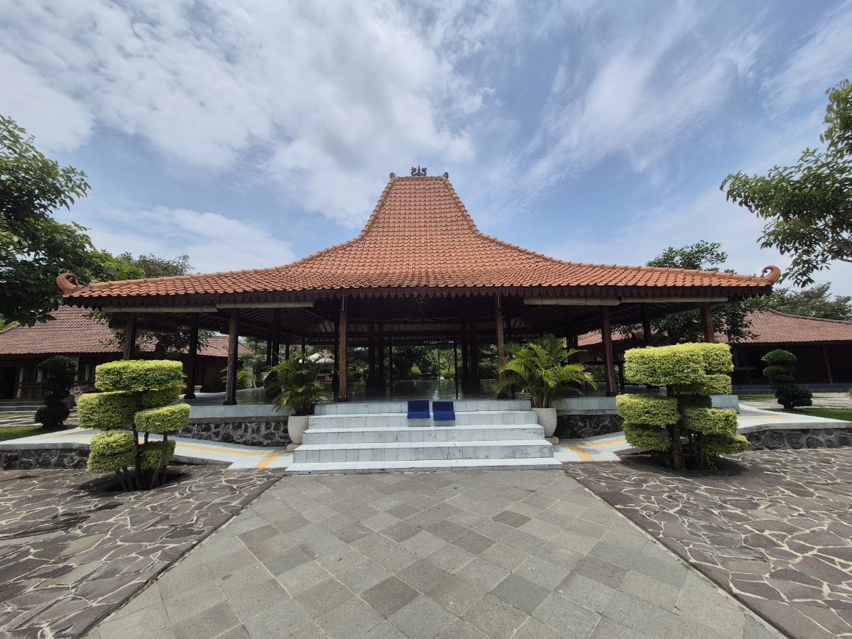 Ndorogiri | Resto, Cafe & Events - foto 4