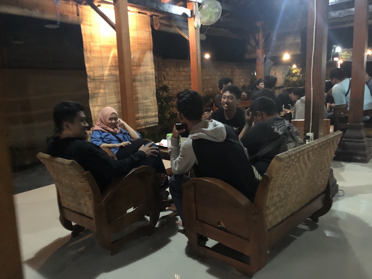 Ngunjuk Kopi — Bantul