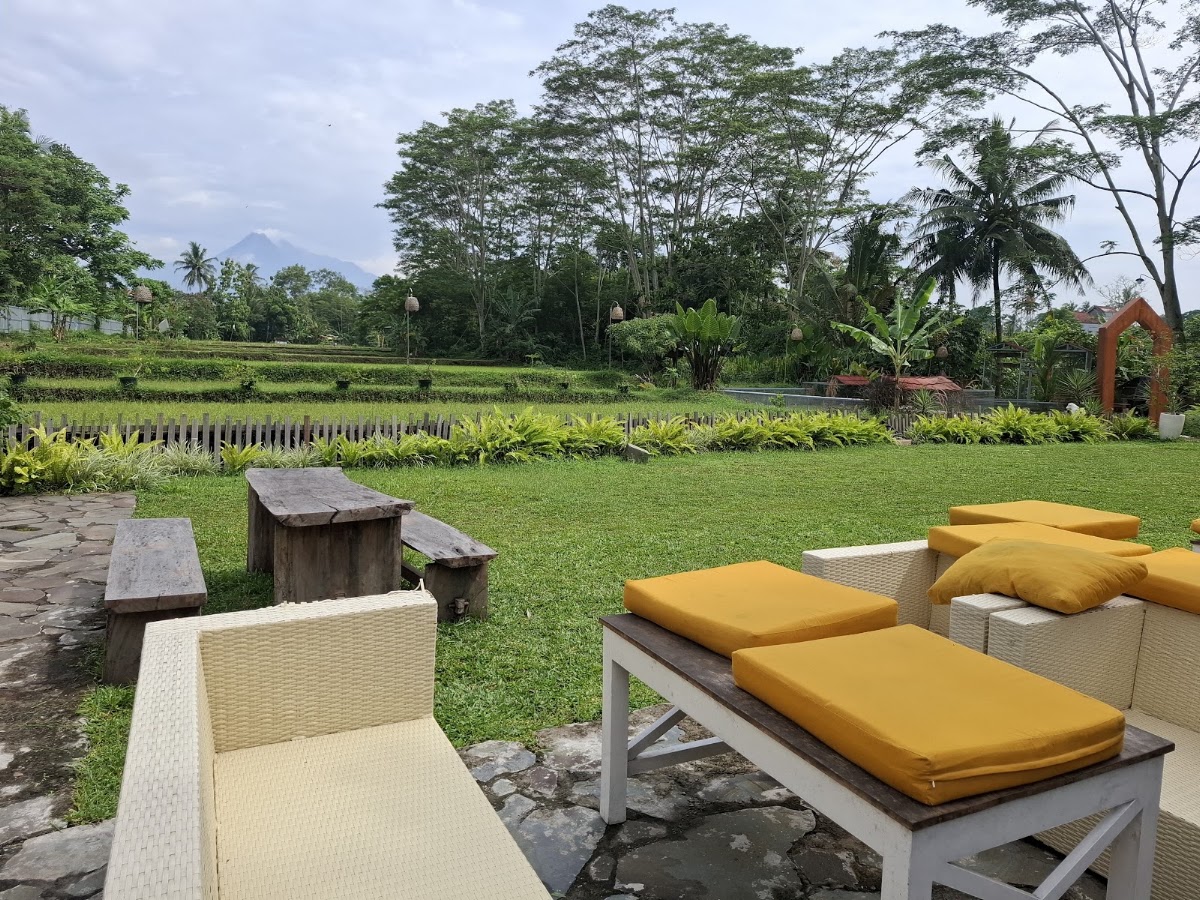 PADIKU Eatery & Coffee — Ngaglik