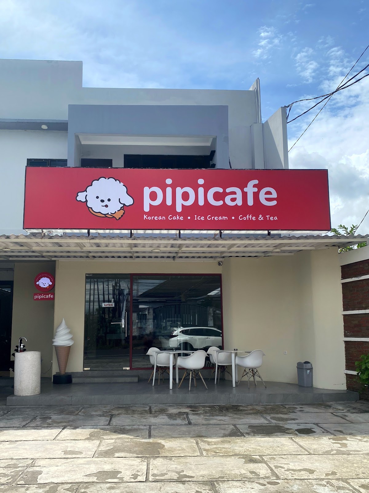 pipicafe, Jakal — Ngaglik