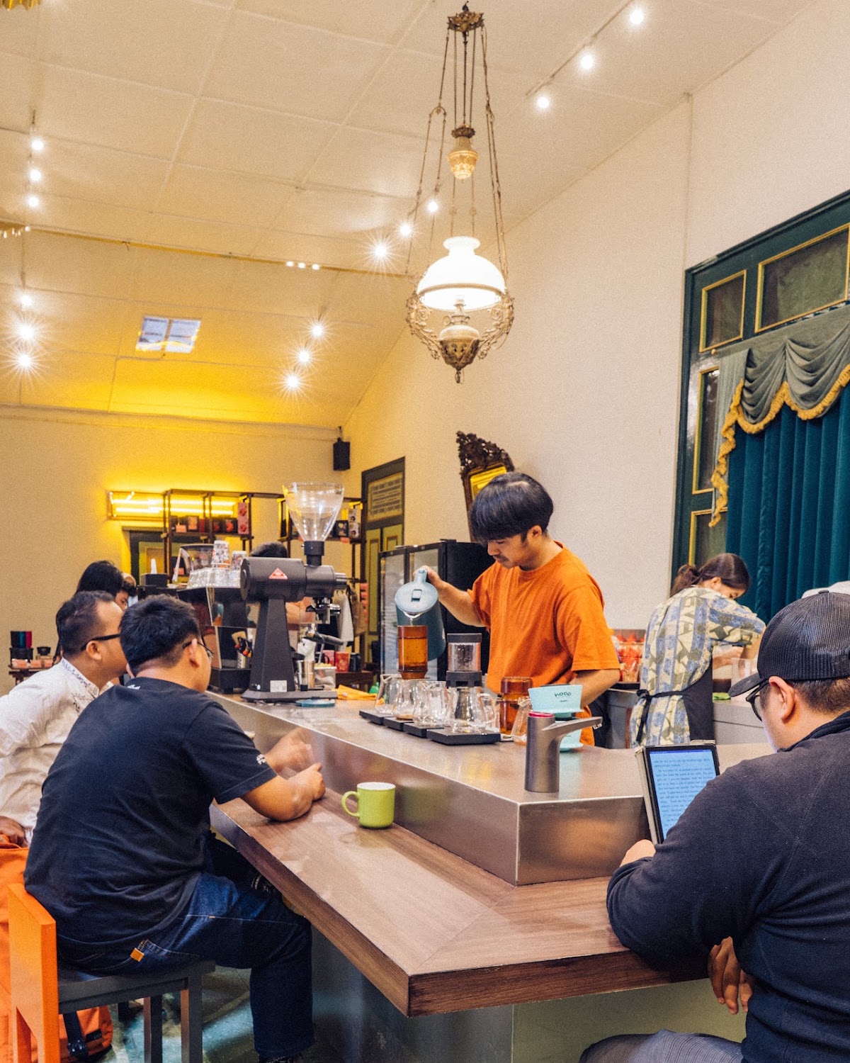 Space Roastery 1890 — Mantrijeron