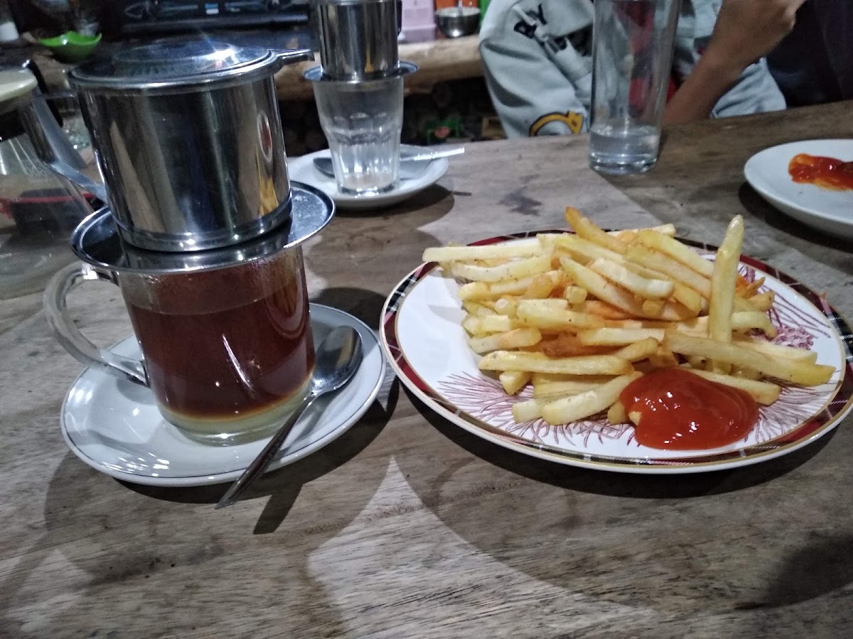 Warkop WAW Jogja(ꦮꦂꦏꦺꦴꦥ꧀ꦮꦮ꧀ꦗꦺꦴꦒ꧀ꦗ) — Bantul